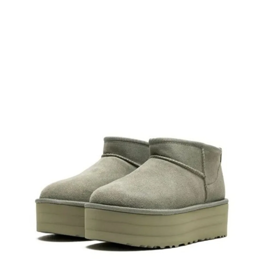 UGGClassic Ultra Mini Platform 
